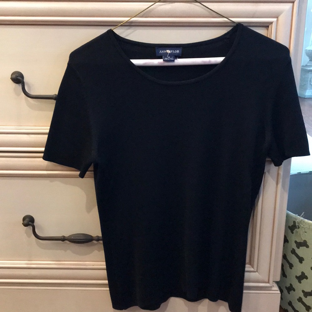 Ann Taylor fitted black top